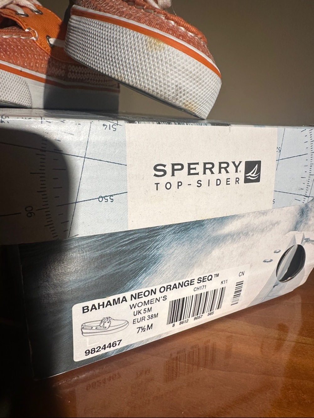 Sperry Top-Sider Shoes. - Picture 2 of 10